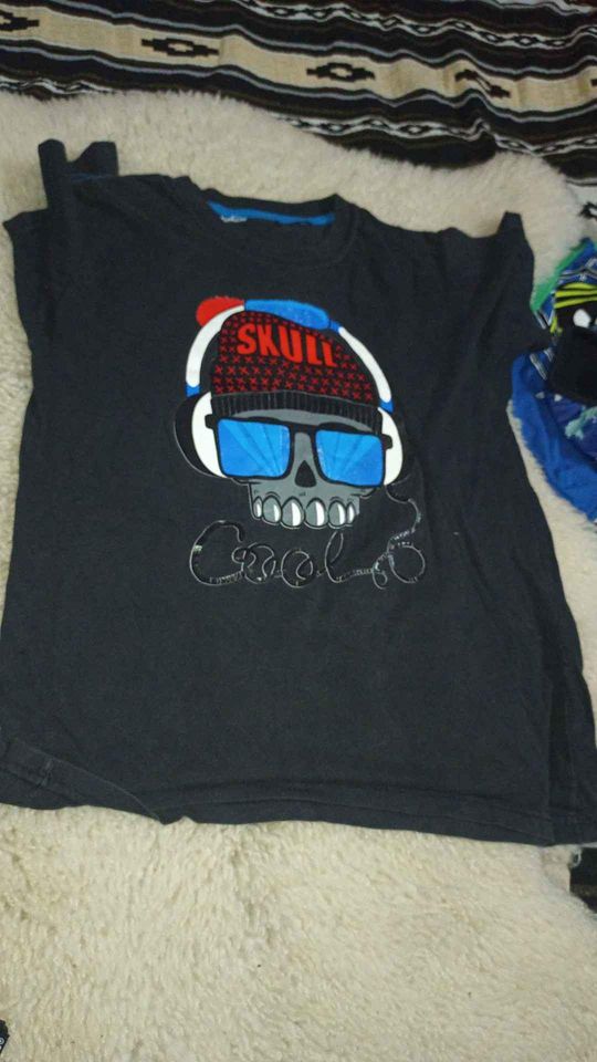 Remeras talle 14 leer las medidas