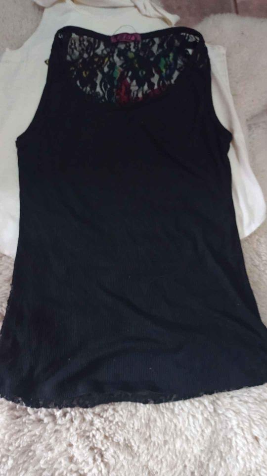 Musculosas surtidas talles S - M chico