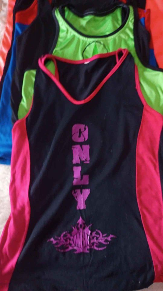 Musculosas  deportivas talle S - M chico 