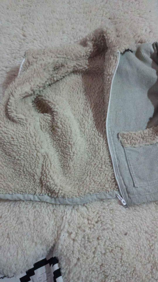 Campera corderoy con borreguito hasta 2 años aprox