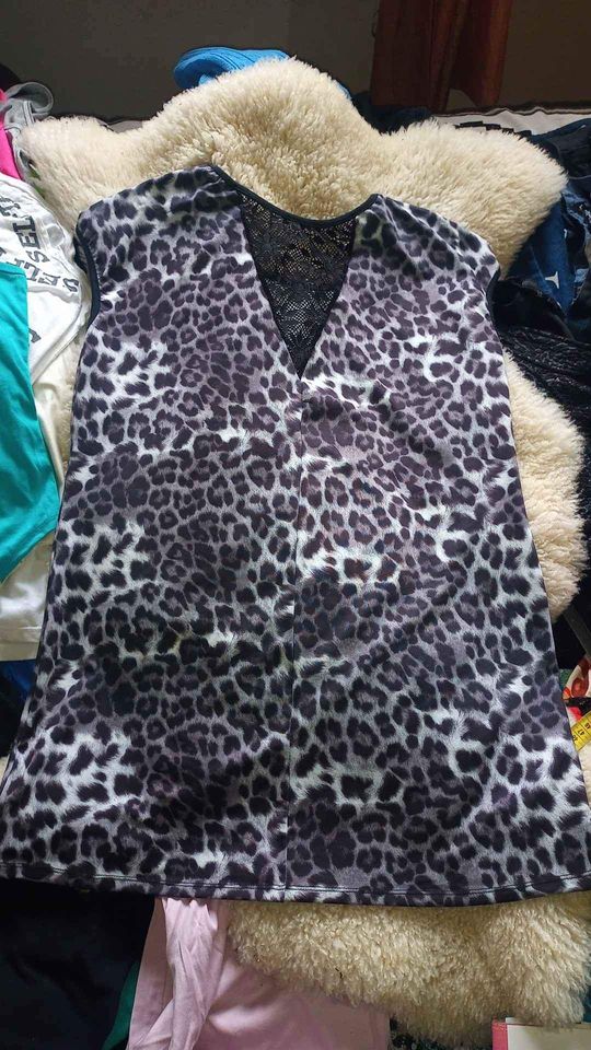 Vestidos surtidos talle S- M (Leer medidas)